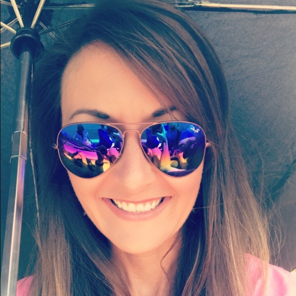 Meet your Posher, Amber